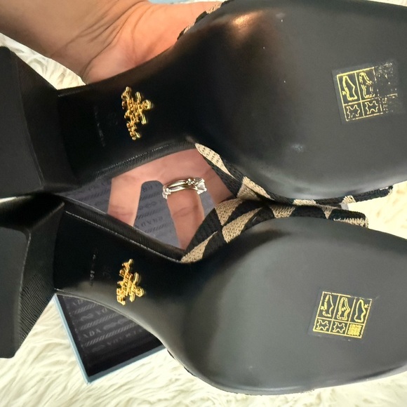 Prada Black and Cream Geometric Heels Size 36 - Picture 6 of 8
